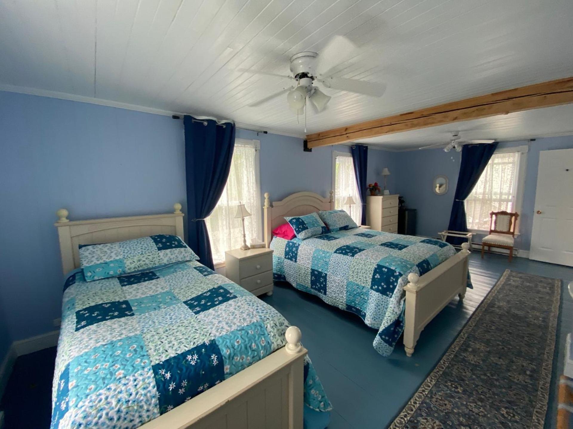 Auberge Maison Gauthier Тадусак Екстериор снимка
