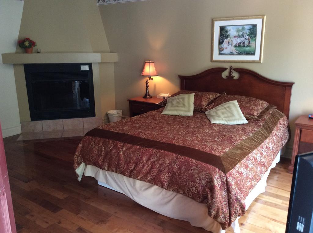 Auberge Maison Gauthier Тадусак Екстериор снимка